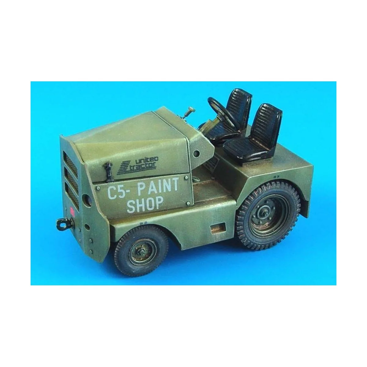 United tractor GC-340/SM340 tow tractor - Aerobonus 320.032