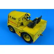 UNITED TRACTOR GC-340/SM340 tow tractor, 1/32 - Aerobonus 320.060 UNITED TRACTOR GC-340/SM340 tow tractor, 1/32 - Aerobonus 320.060