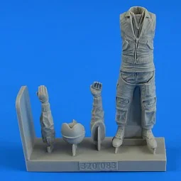 German modern Luftwaffe/Marine Fighter Pilot, 1/32 - Aerobonus 320.083