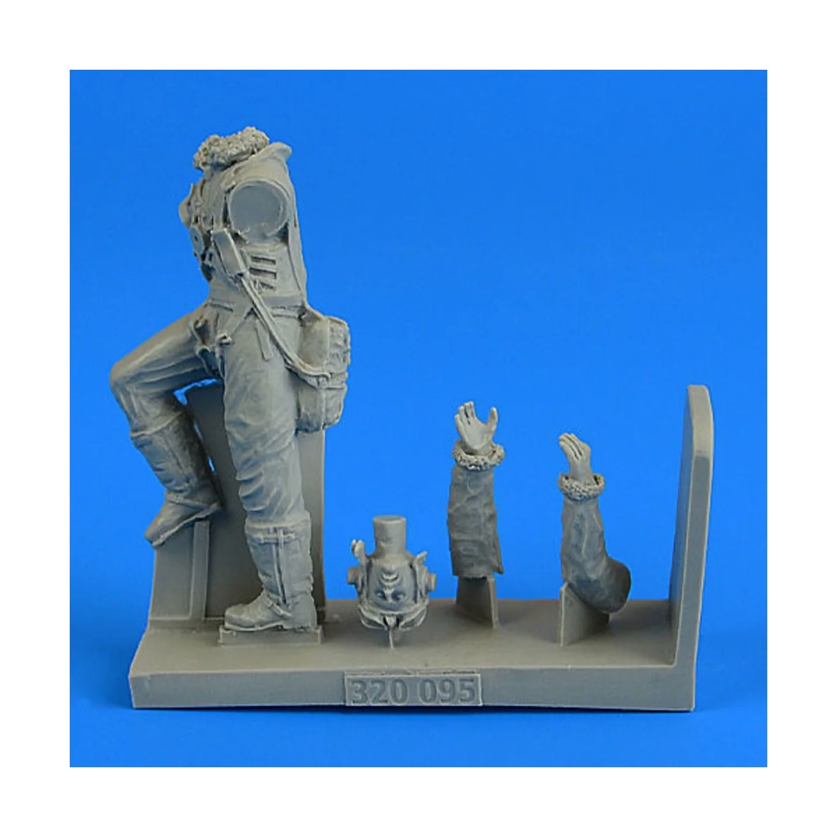 RAF Fighter Pilot WWII, 1/32 - Aerobonus 320.095 RAF Fighter Pilot WWII, 1/32 - Aerobonus 320.095