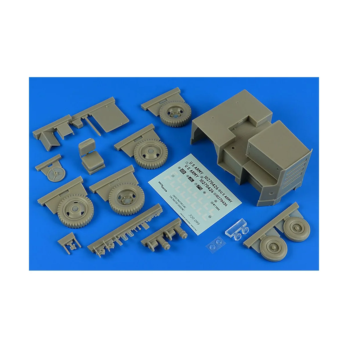 UNITED Tractor G-40C tow tractor, 1/32 - Aerobonus 320.099