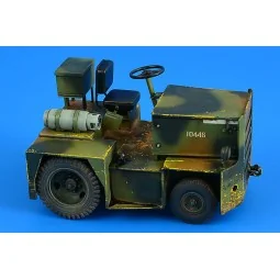 United Tractor G40C TOW Tractor (LPG), 1/32 - Aerobonus 320.108
