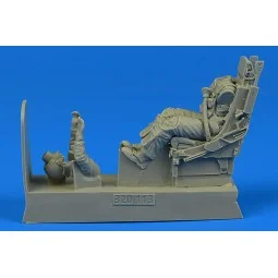 USAF Pilot for F-105 with ejection seat, 1/32 - Aerobonus 320.113