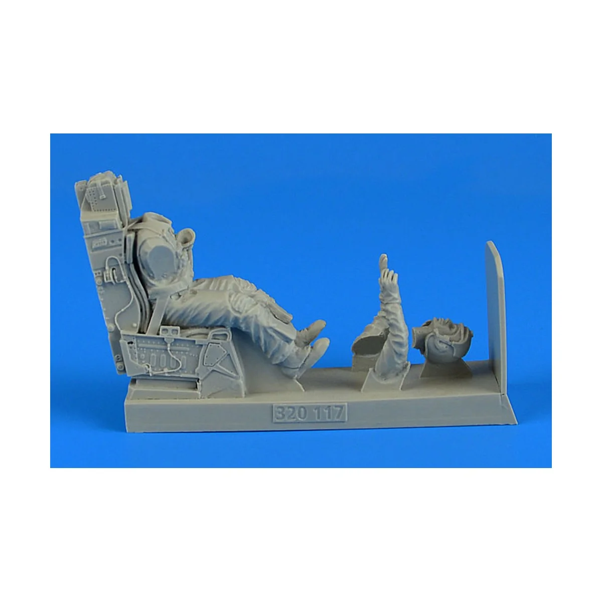 USAF Fighter Pilot with ejection seat for Tamiya/Revell - Aerobonus...