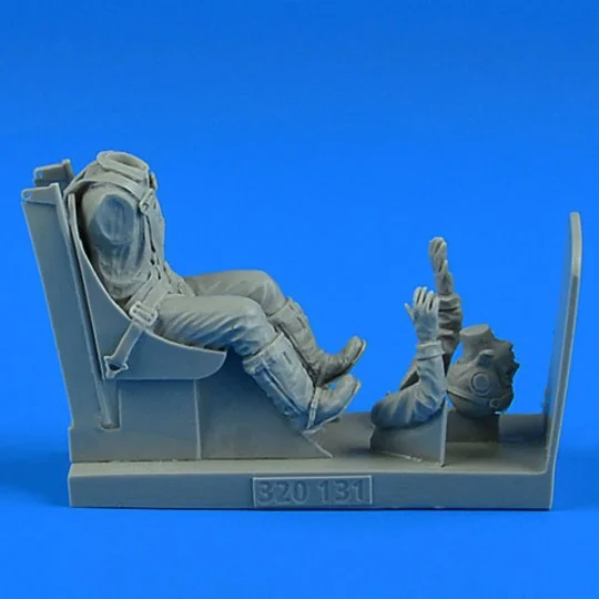 US NAVY WWII Pilot with ej. seat for F4U Corsair f.Trumpeter, 1/32 ... US NAVY WWII Pilot with ej. seat for F4U Corsair f.Trumpeter, 1/32 ...