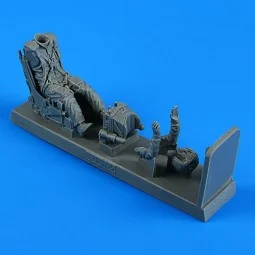 Soviet Pilot with ej. seat for Su-25 for TRUMPETER, 1/32 - Aerobonu...