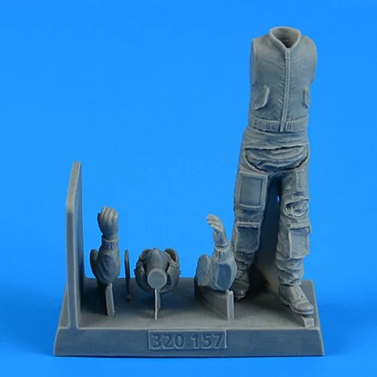 NATO Combat Pilot, 1/32 - Aerobonus 320.157