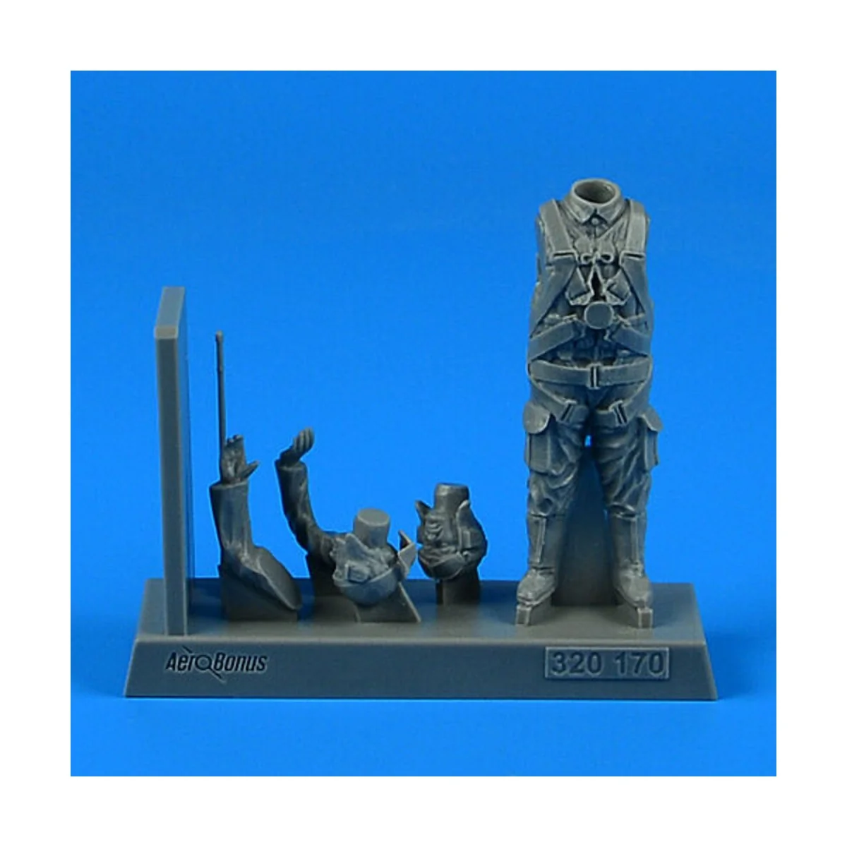 Japanese WWII Fighter Pilot or Japanese WWII Kamikaze Pilot, 1/32 -...