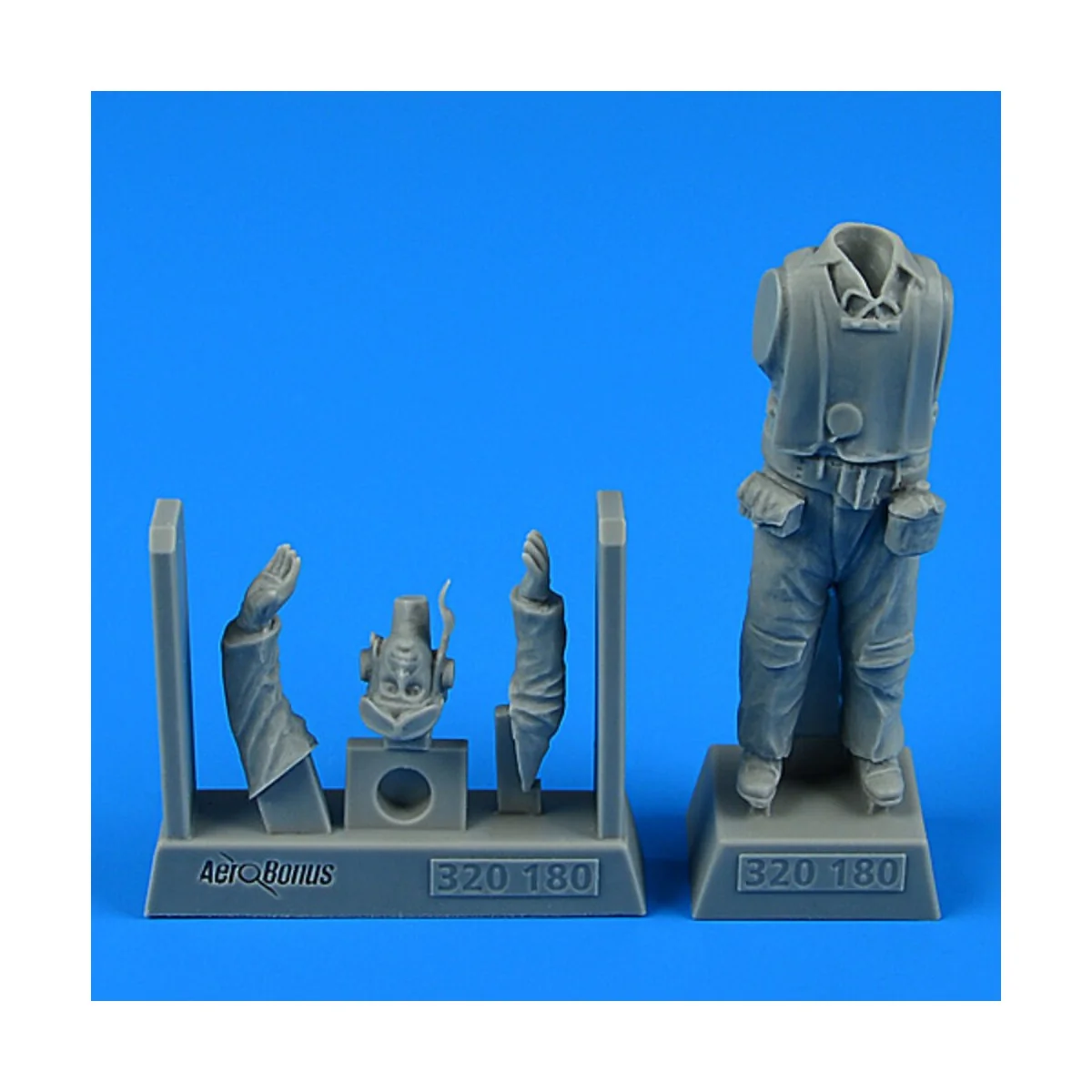 US Marine Corps WWII Pilot, 1/32 - Aerobonus 320.180