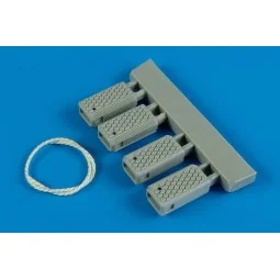 US. Navy poly. wheel chock w/nyl.thread, 1/32 - Wheelliant 132.007