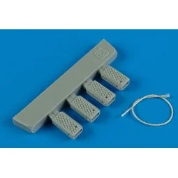 US. Navy poly. wheel chock w/nyl.thread, 1/48 - Wheelliant 148.002