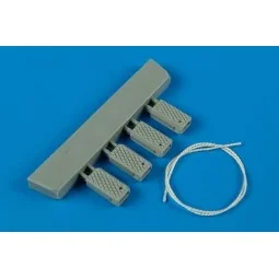 Universal Navy Wheel Chock w. Nylon Rope - Wheelliant 148.006