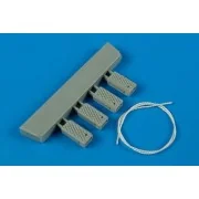 Universal Navy Wheel Chock w. Nylon Rope - Wheelliant 148.006