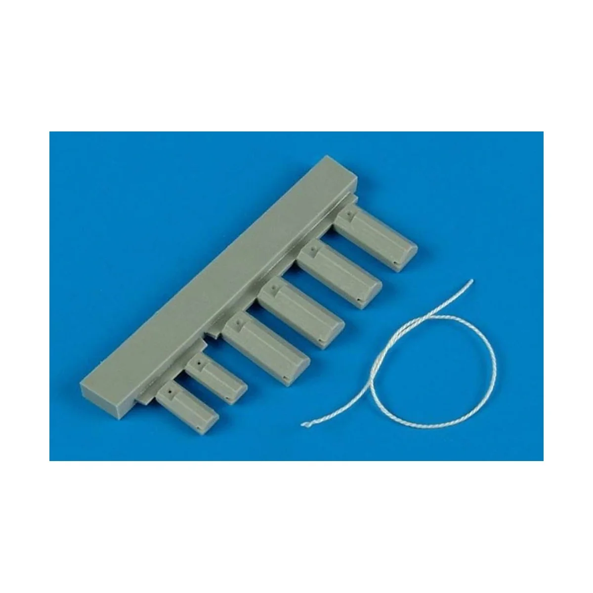 U.S.A.F. wheel chock with nylon thread, 1/48 - Wheelliant 148.007