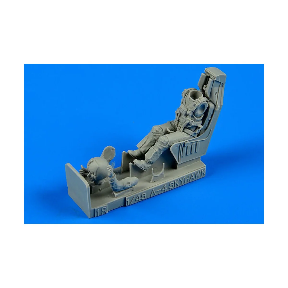 US Navy fighter pilot with ej.seat f A4A, 1/48 - Aerobonus 480.078