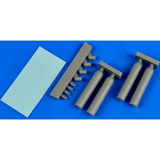 Compressed gas bottles -helium, 1/48 - Aerobonus 480.100 Compressed gas bottles -helium, 1/48 - Aerobonus 480.100