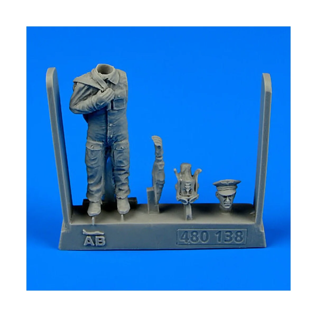 Free French Fighter Pilot WWII NormadieN Niemenn (1942-1945), 1/48 ... Free French Fighter Pilot WWII NormadieN Niemenn (1942-1945), 1/48 ...