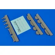 USAF Missile maintenance stands with V-s V-shelf assemblies, 1/48 -... USAF Missile maintenance stands with V-s V-shelf assemblies, 1/48 -...