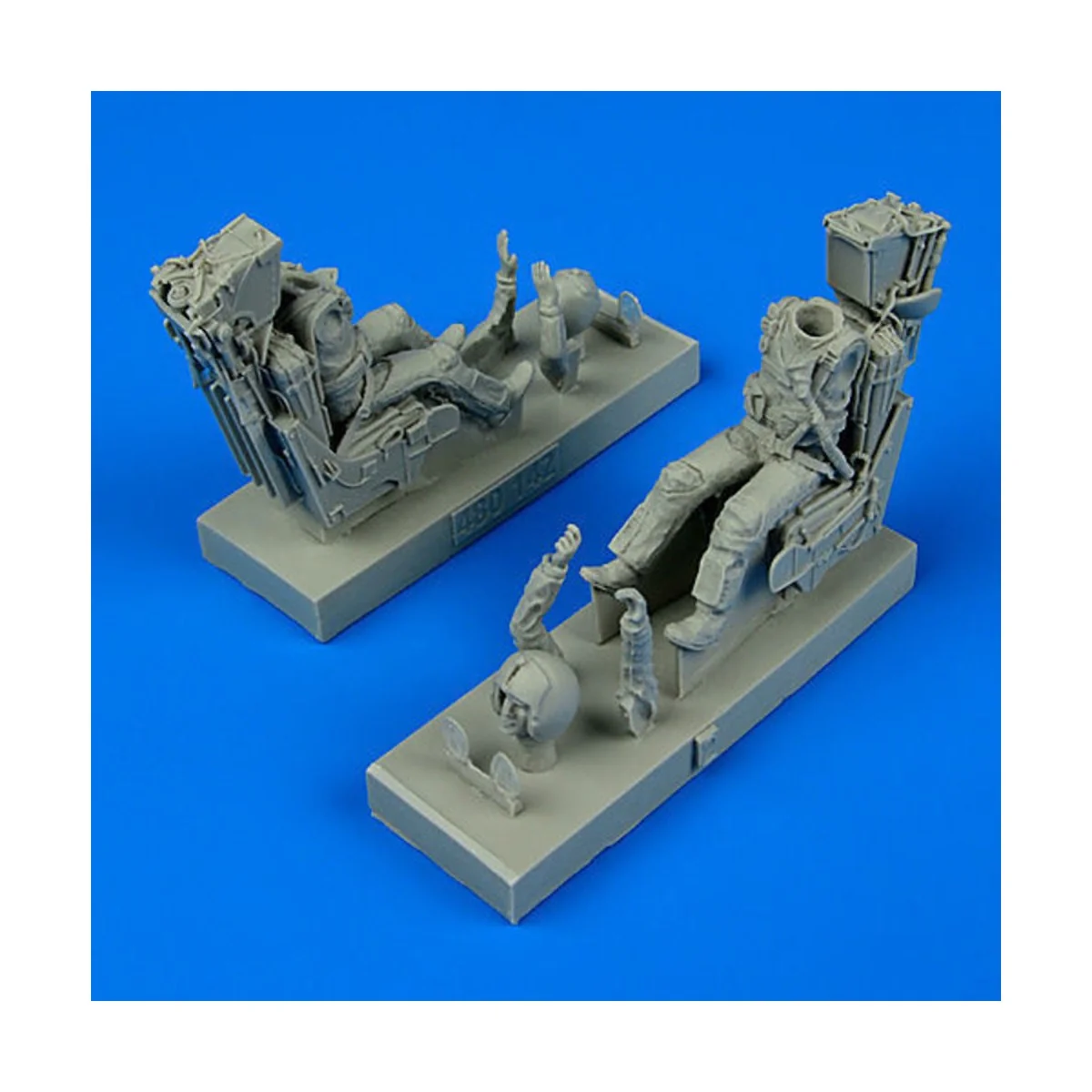 US Navy Pilot &Operator with ejection se seats for F-14A/B Tomcat -...