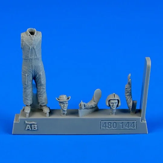 US Army Helicopter Pilot-Vietnam War1960 -1975, 1/48 - Aerobonus 48...