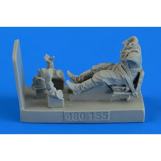 Soviet Woman Gunner WWII with seat for Po-2 for ICM, 1/48 - Aerobon... Soviet Woman Gunner WWII with seat for Po-2 for ICM, 1/48 - Aerobon...