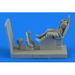 Soviet Fighter Pilot w. seat for I-153, 1/48 - Aerobonus 480.160