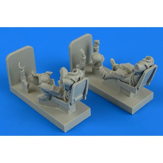 German Luftwaffe Pilot & Operator with seats f.Me-262B-1A/U1, 1/48 ...