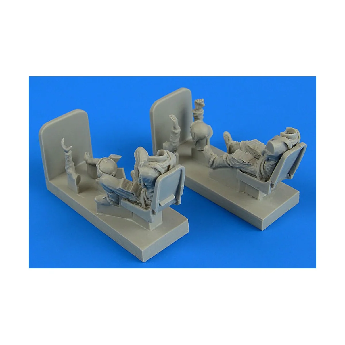 German Luftwaffe Pilot & Operator with seats f.Me-262B-1A/U1, 1/48 ...