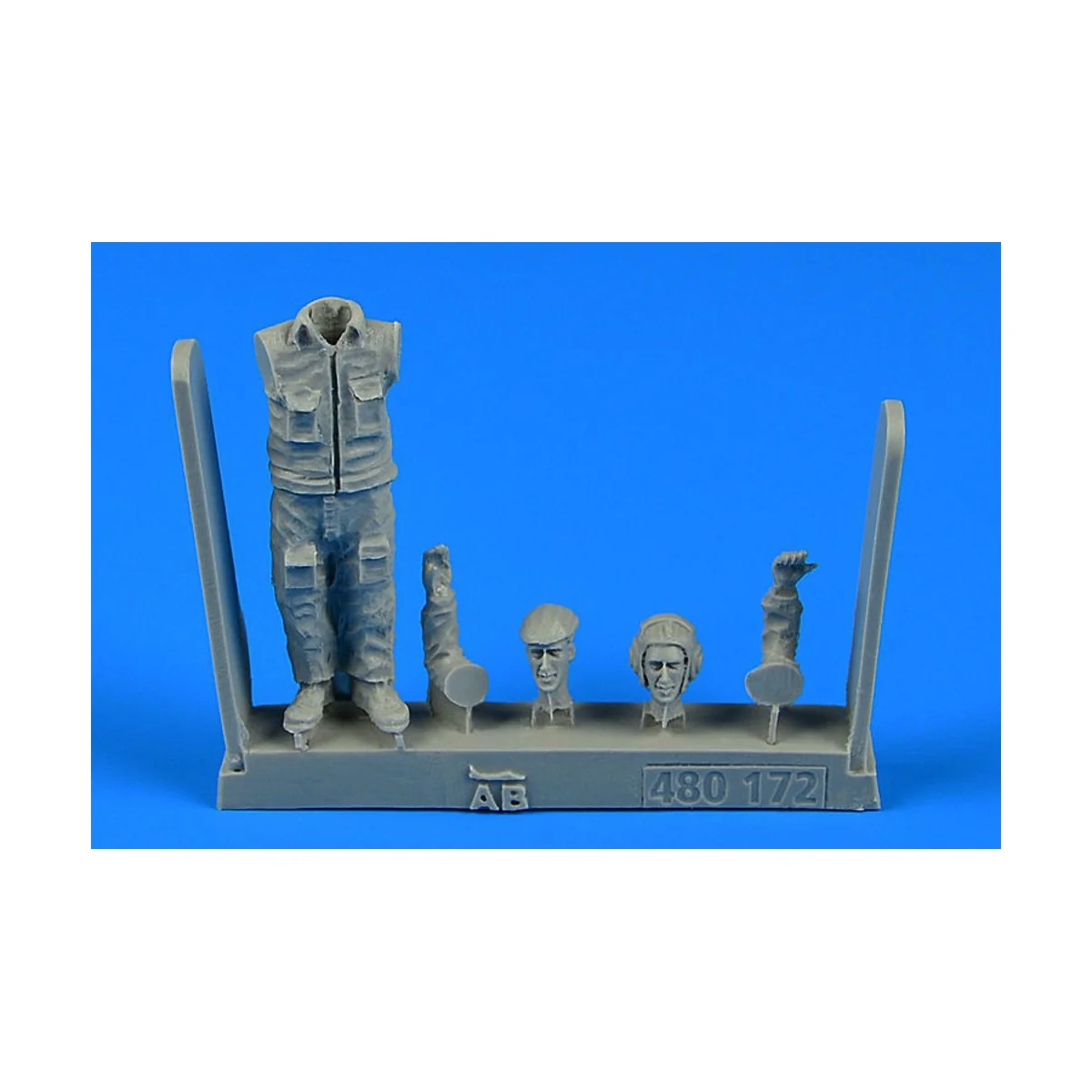 Soviet Aircraft Mechanic-the period of the Warsaw pact (1), 1/48 - ...