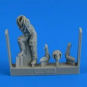 Russian Fighter Pilot on the ladder, 1/48 - Aerobonus 480.199