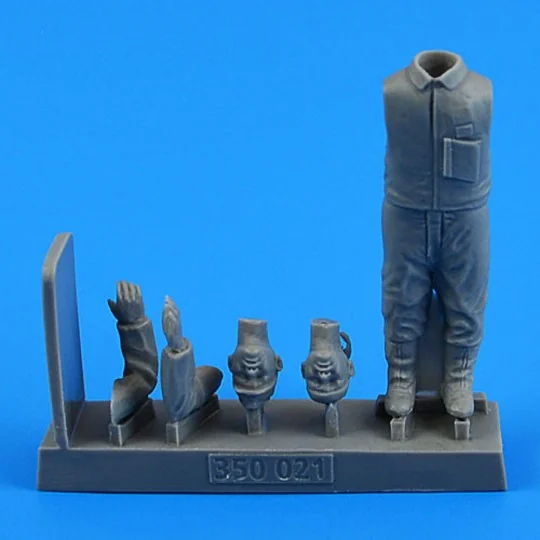 Japanese WWII suicide sailor for the Japanese Suicide Craft Kaiten ...