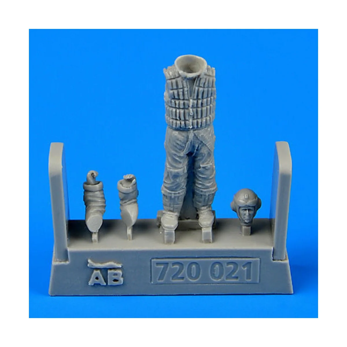 Germa Luffwaffe Pilot WWII with life jac, 1/72 - Aerobonus 720.021