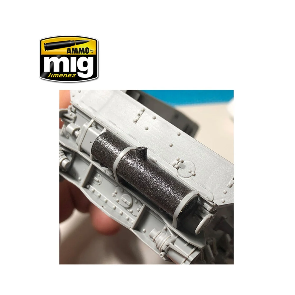 Anti-Slip Paste - Black Color (for 1/72 & 1/48 scales) - AMMO by MI...