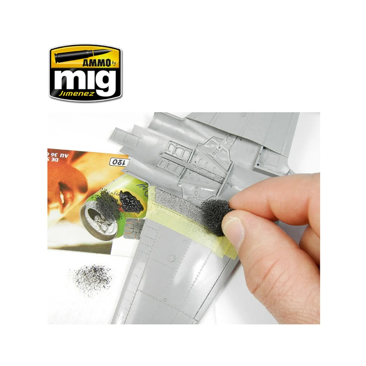 Anti-Slip Paste - Black Color (for 1/72 & 1/48 scales) - AMMO by MI...