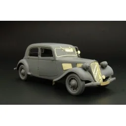 Citroen 11CV, 1/35 - Hauler HLU35019