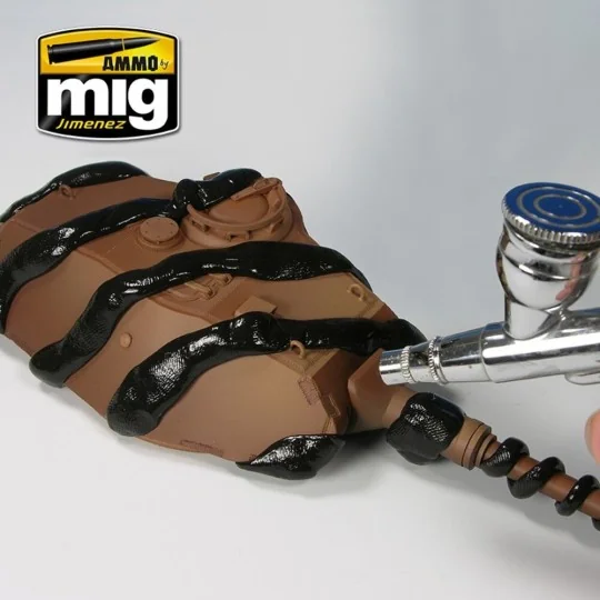 Camouflage Masking Putty - AMMO by MIG Jimenez A.MIG-8012 Camouflage Masking Putty - AMMO by MIG Jimenez A.MIG-8012