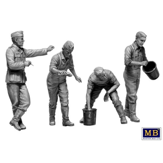 Schnelle Truppen. German Drivers, WW II Era, 1/35 - Master Box Ltd....