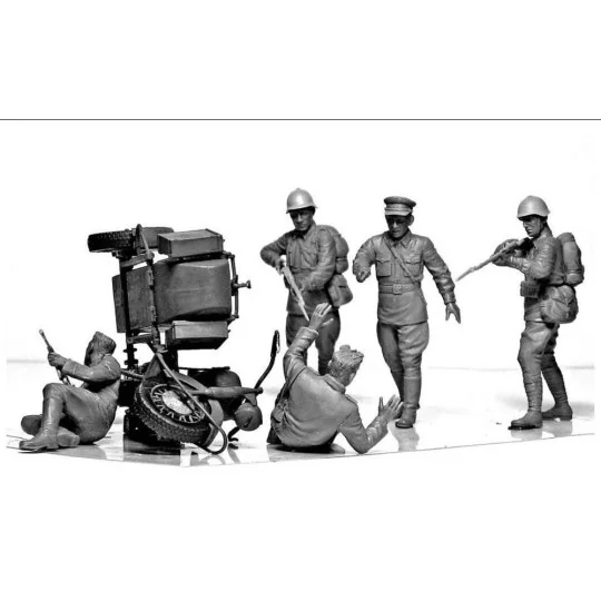 Accident. Soviet & German military men, 1/32 - Master Box Ltd. 3590