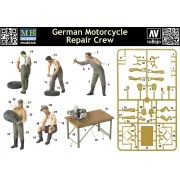 German Motorcycle repair team, 1/35 - Master Box Ltd. 3560