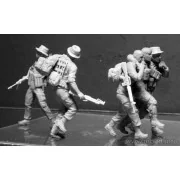 “Head for the “Huey”, Vietnam War series”, 1/35 - Master Box Ltd. 3... “Head for the “Huey”, Vietnam War series”, 1/35 - Master Box Ltd. 3...