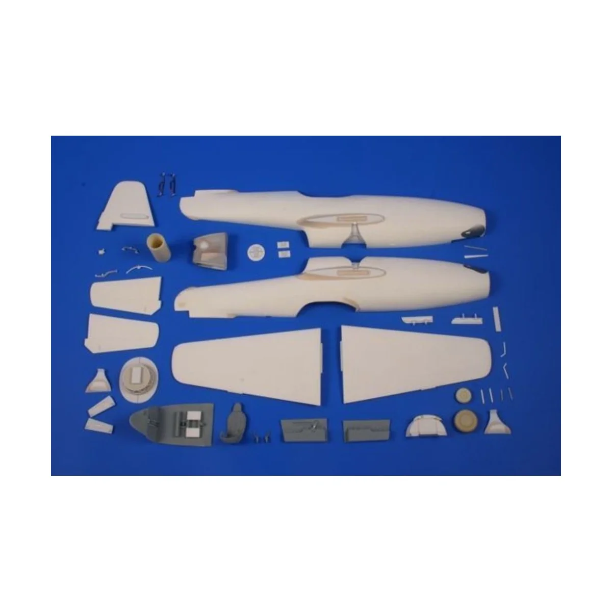 Jakovlev Jak-23 Flora - Planet Models 129-PLT236