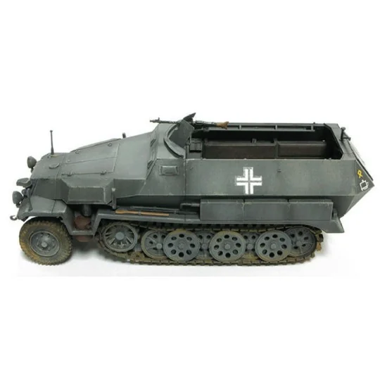 SDKFZ 251 Ausführung C, 1/48 - AFV-Club AF48007 SDKFZ 251 Ausführung C, 1/48 - AFV-Club AF48007