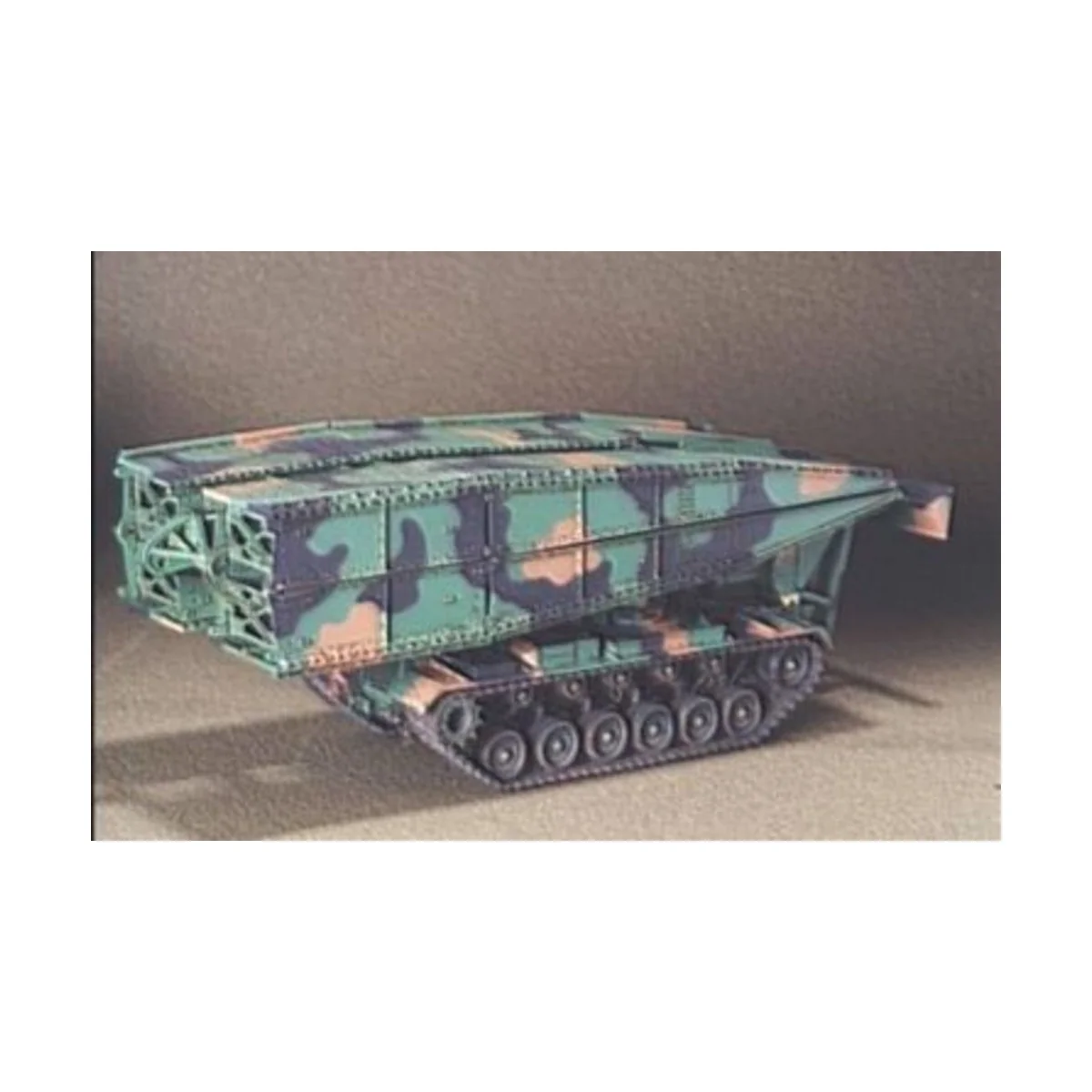 M48 AVLB Armored Vehicle Launched Bridge, 1/35 - Hobby Fan HF018