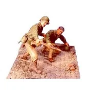 WWII U.S. Infantry(1)- 2 Figures w/Base, 1/35 - Hobby Fan HF526