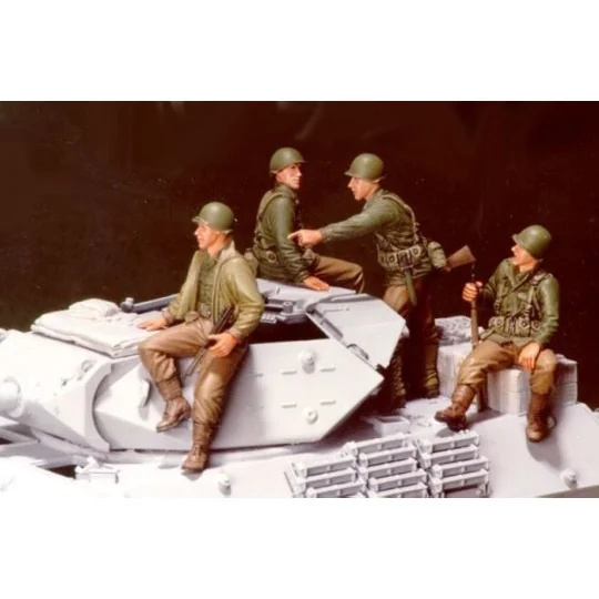 U.S. M10 Tank Infantry- 4 Fig. "Pick Up", 1/35 - Hobby Fan HF529
