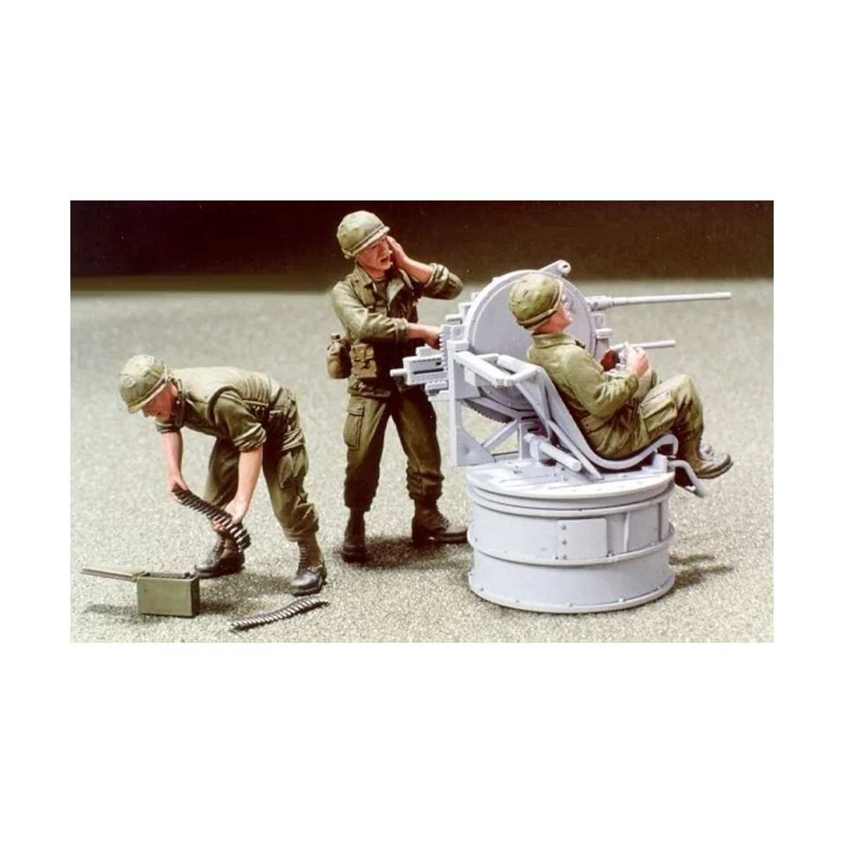 M35A1 Quad-50 gun truck crew- 3 Figures - Hobby Fan HF530