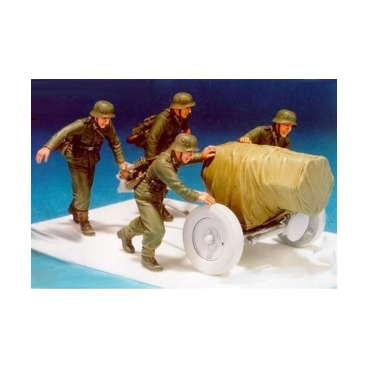 Germ. East. Front Launcher Crew(2)/4 Fig, 1/35 - Hobby Fan HF547