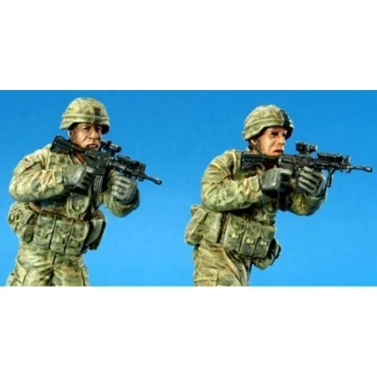 U.S. Stryker Brigade OIF ACU crew II, 1/35 - Hobby Fan HF702