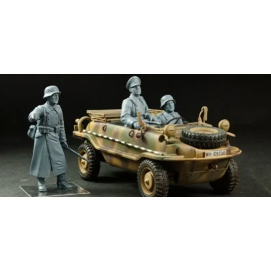 German VK128 crews in Eastern Front-3 Fi, 1/35 - Hobby Fan HF724