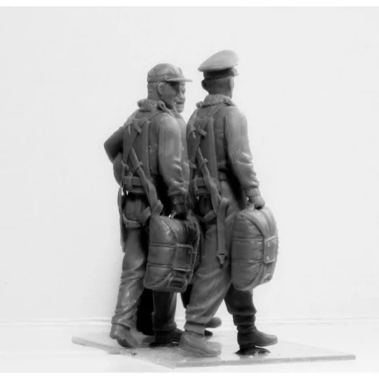 USAAF Pilots (1941-1945) (3 figures), 1/32 - ICM 32104 USAAF Pilots (1941-1945) (3 figures), 1/32 - ICM 32104